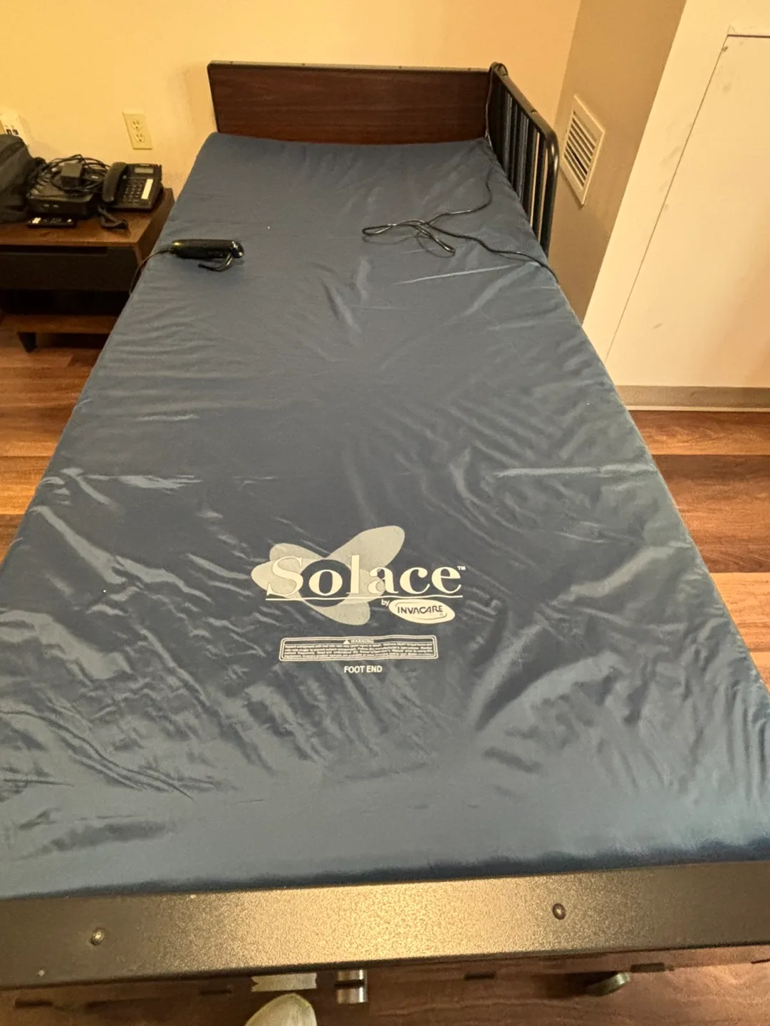 Invacare Solace Hospital Bed image indicator(5)