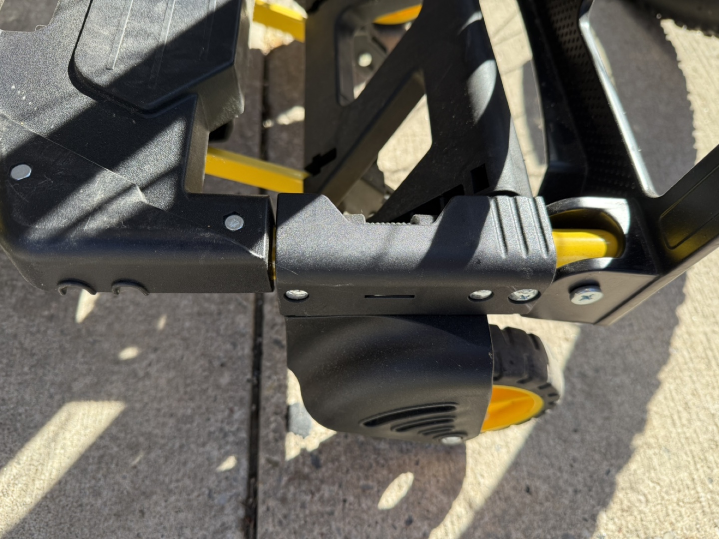 Stanley Folding Hand Truck - photo 4
