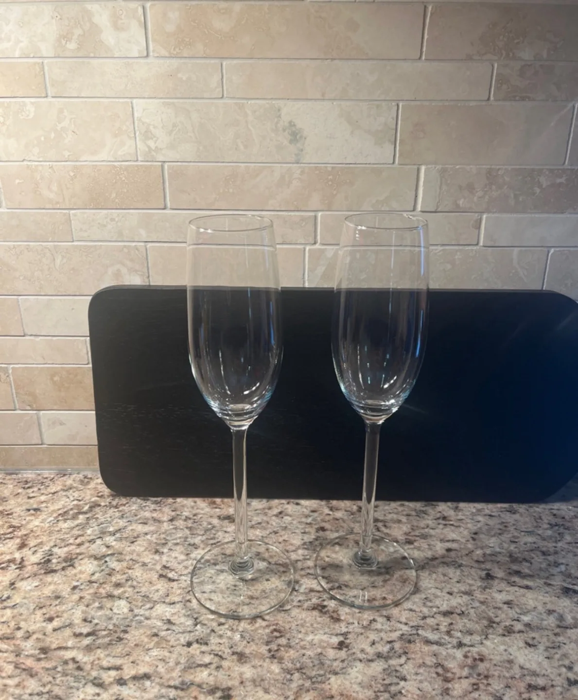 Pair of Elegant Champagne Flutes thumbnail
