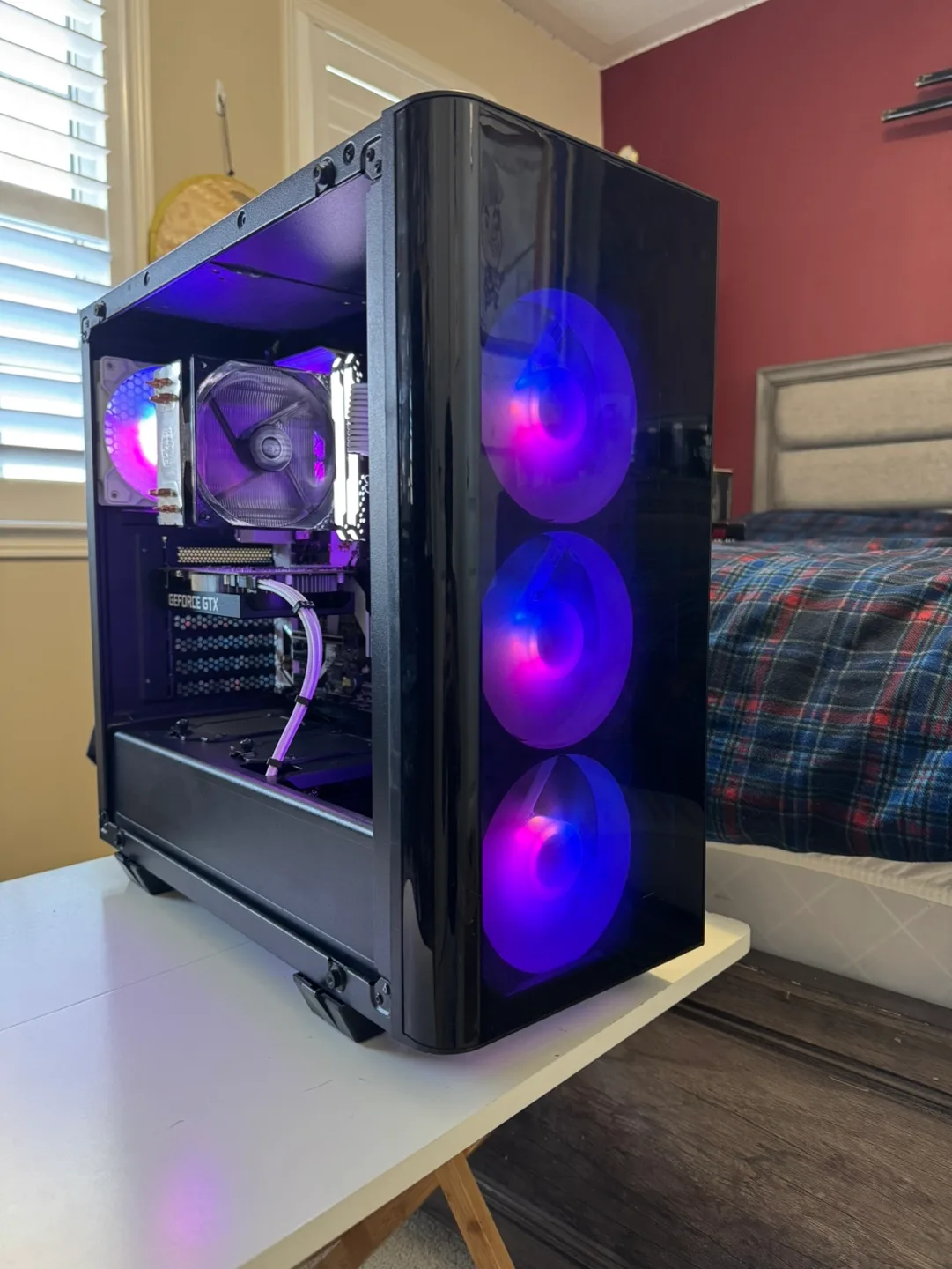 Gaming pc (Ryzen 7 1700x, GTX 1650 Super, 16gb DDR4) image indicator(6)