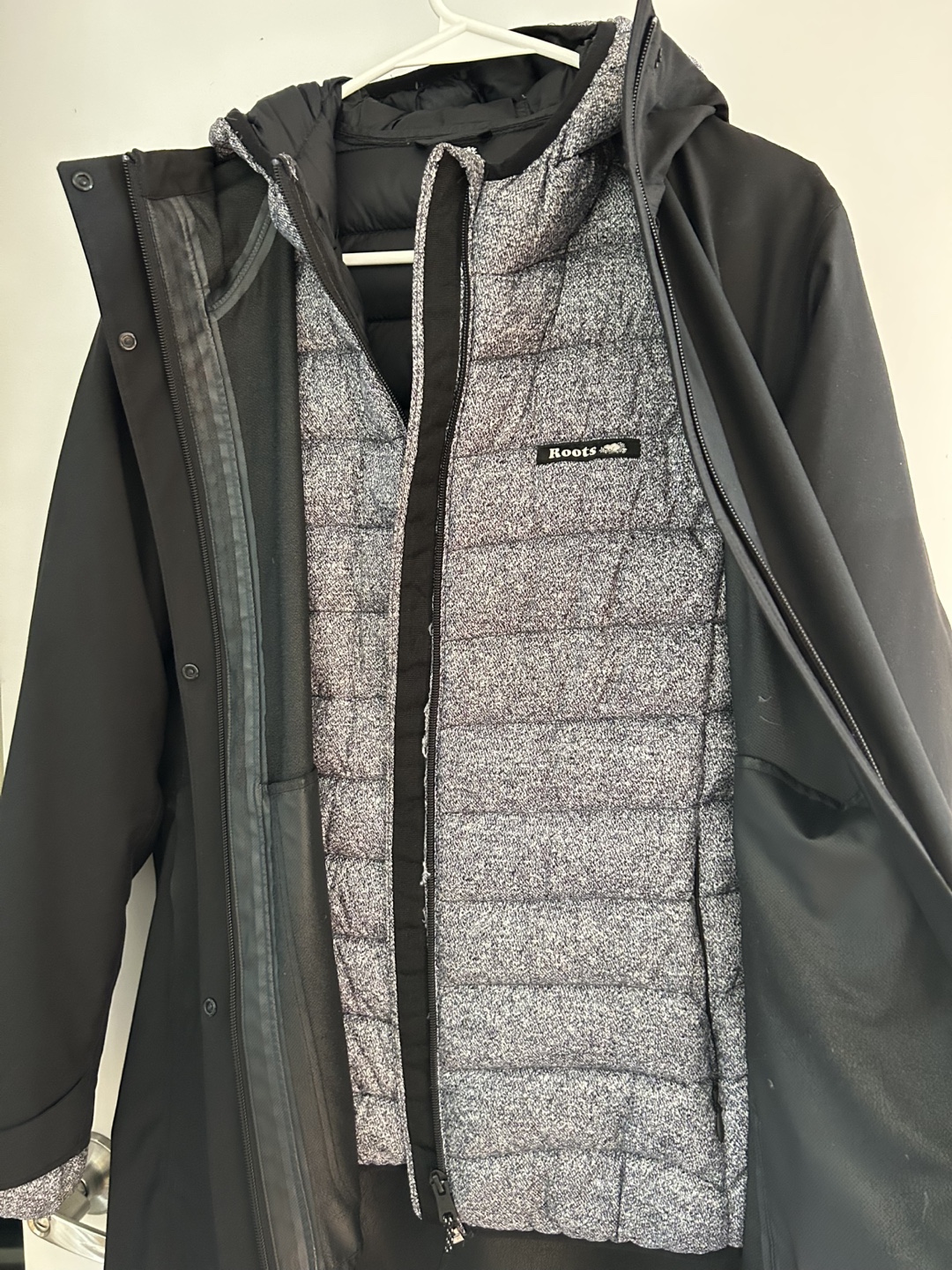 Roots Down Jacket + Uniqlo Blocktech Half Coat - photo 3