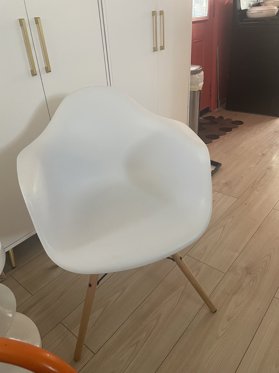 White Chair with Wooden Legs