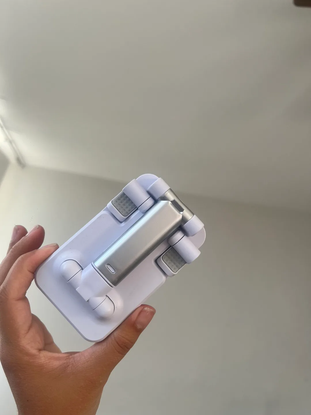 Foldable Phone Stand image indicator(4)