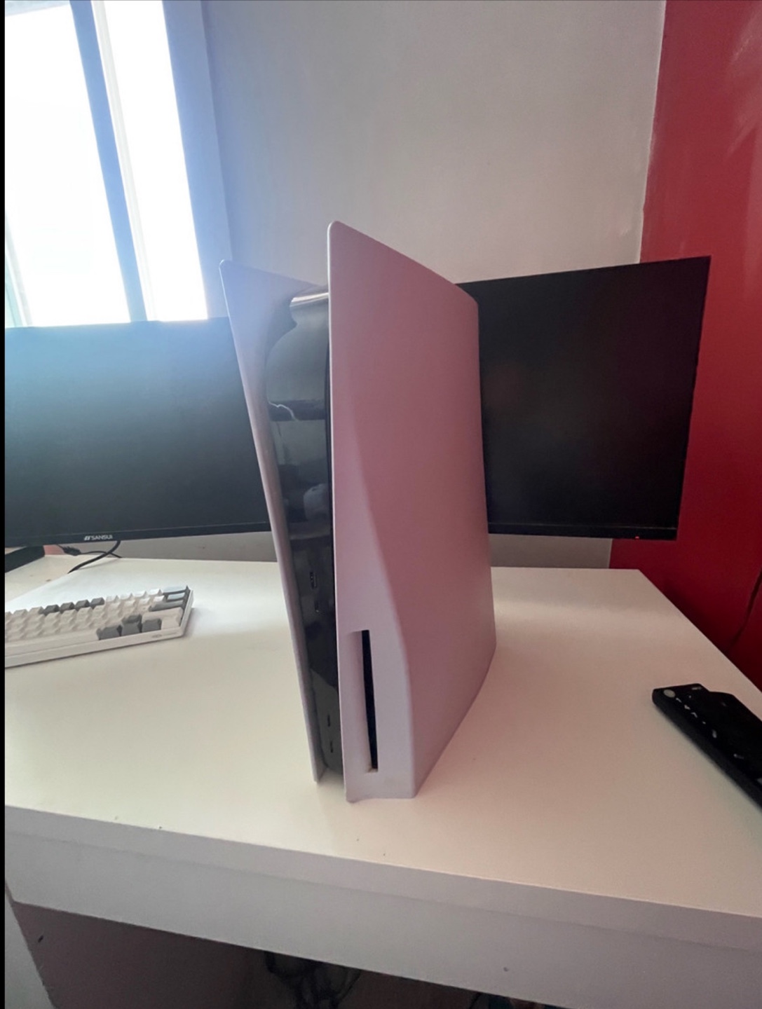 PS5 Console, 2 Controllers, Cables - photo 5