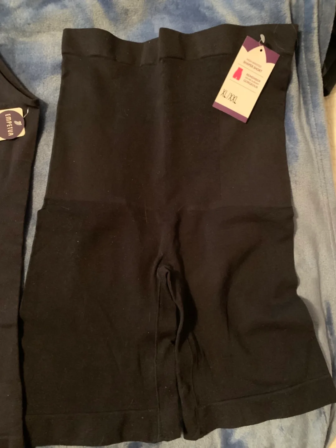 Shapermint shaping cami  & high Waisted Shorts image indicator(2)