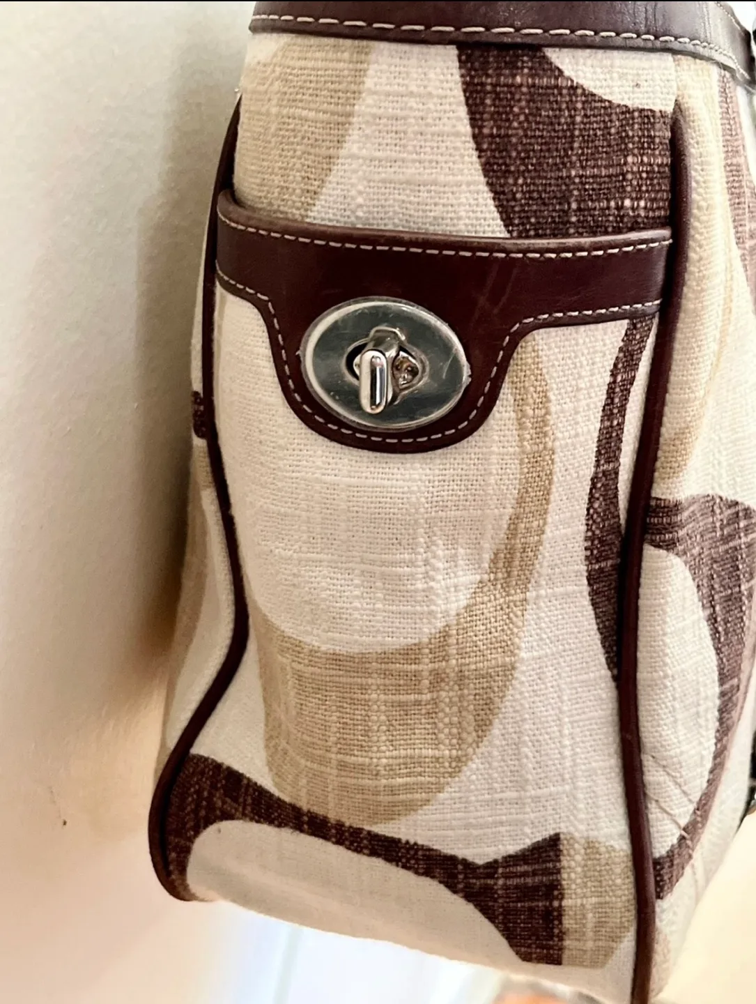 Coach Signature C Tote Bag image indicator(3)