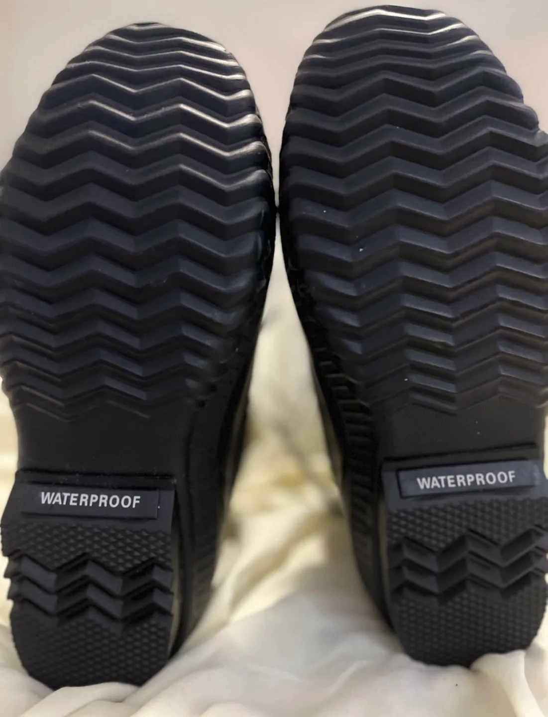 SOREL Black Waterproof Winter Boots image indicator(5)