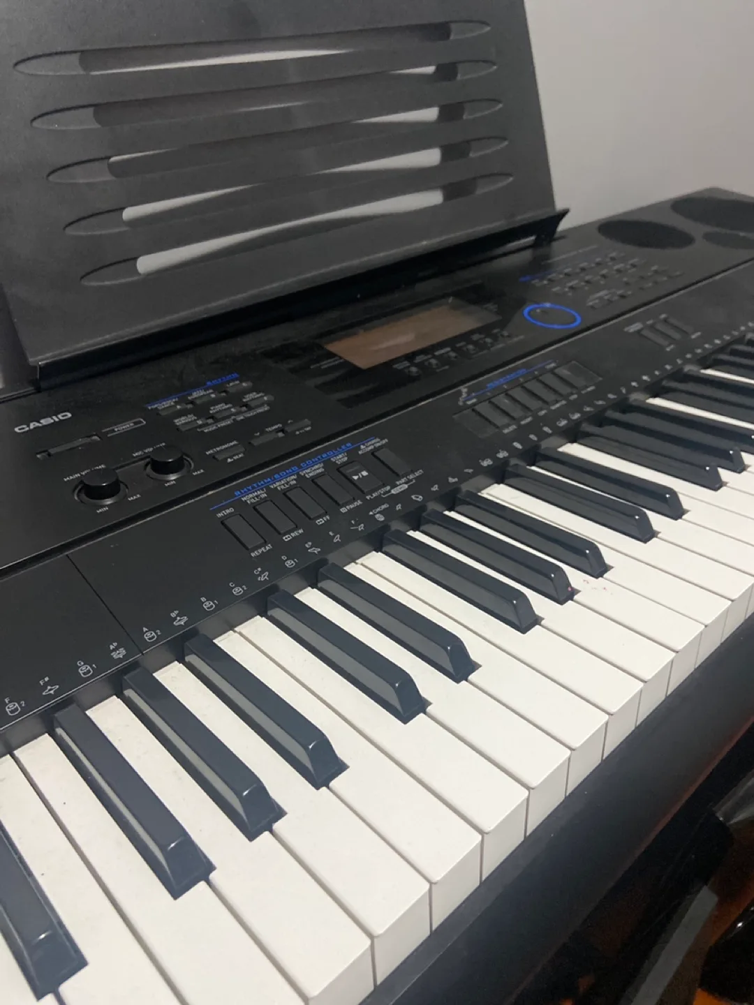 Casio Keyboard with Stand image indicator(2)