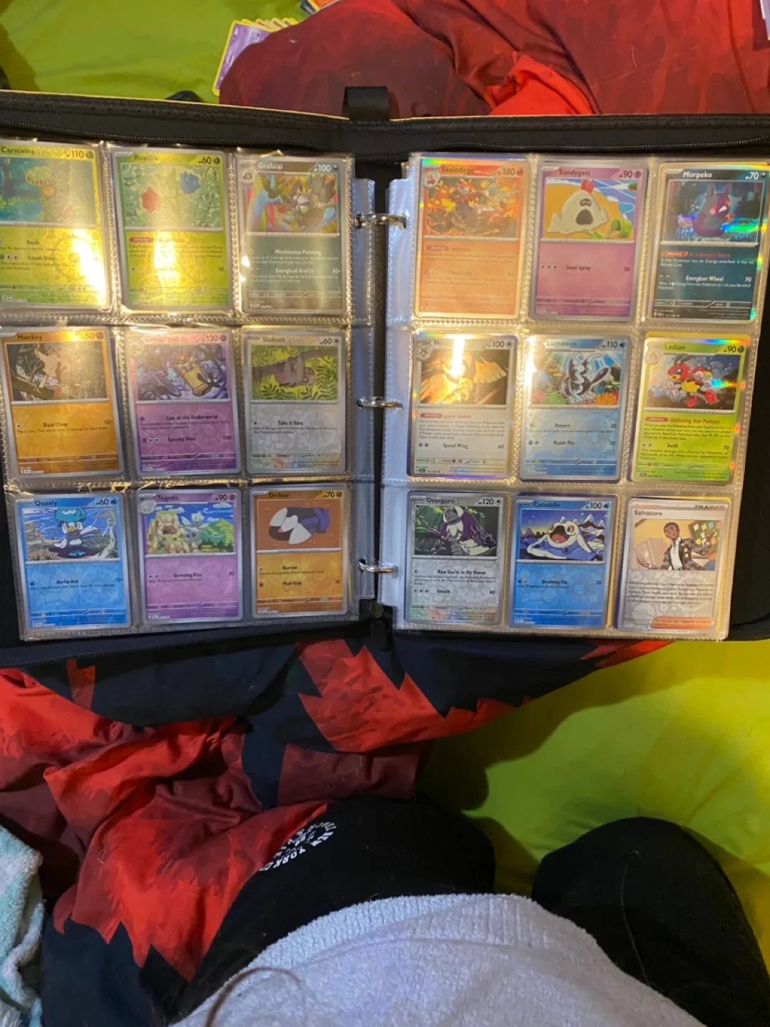 Pokemon Trading Card Lot image indicator(3)