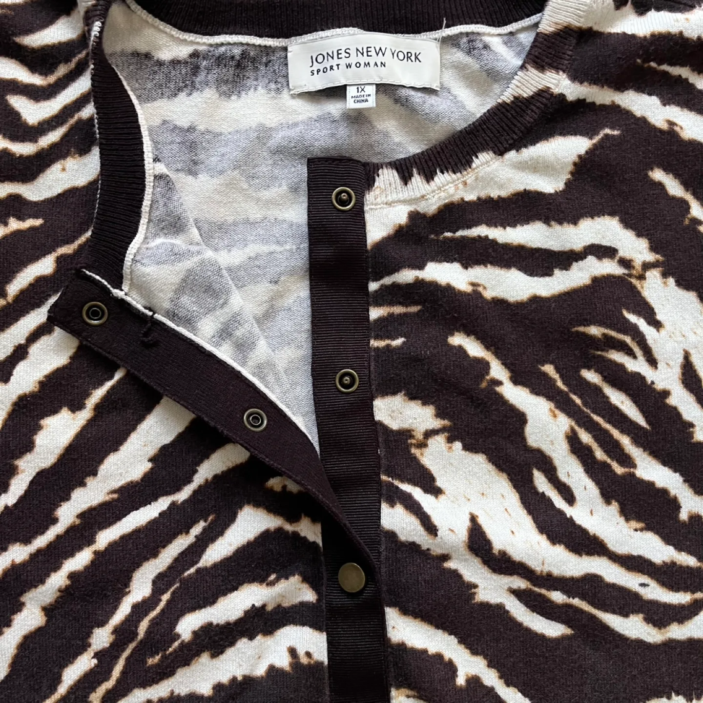 Jones New York Sport Woman Zebra Print Cardigan image indicator(4)