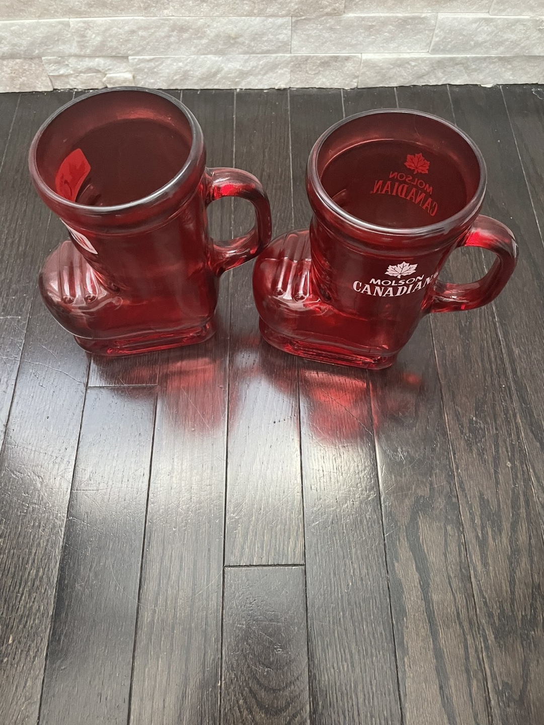 Pair of Molson Canadian skate Mugs - photo 2
