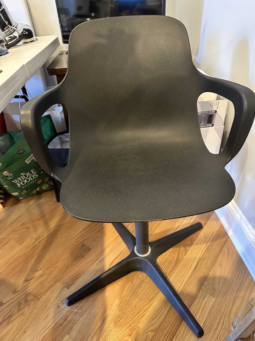 Black Swivel Desk Chair