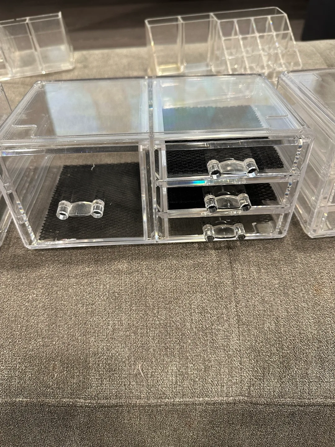 Clear Acrylic Makeup Organiser with Drawers and Compartments image indicator(3)