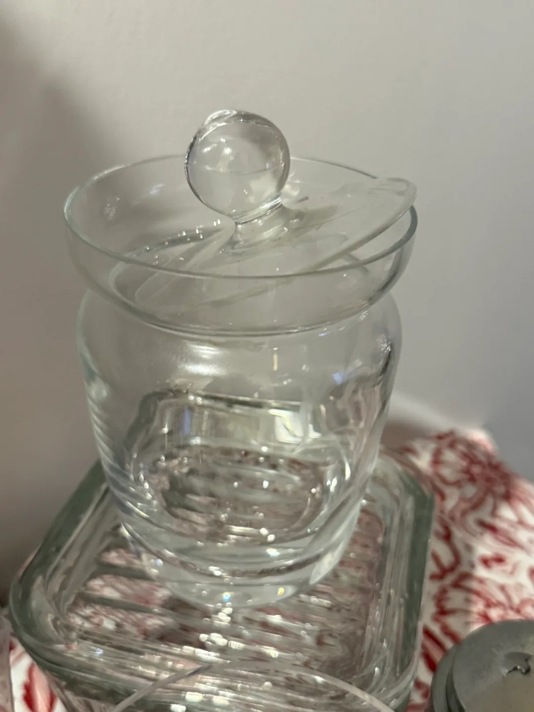 Glass Canisters, Honey Pot, Mug Set & Hooks image indicator(4)