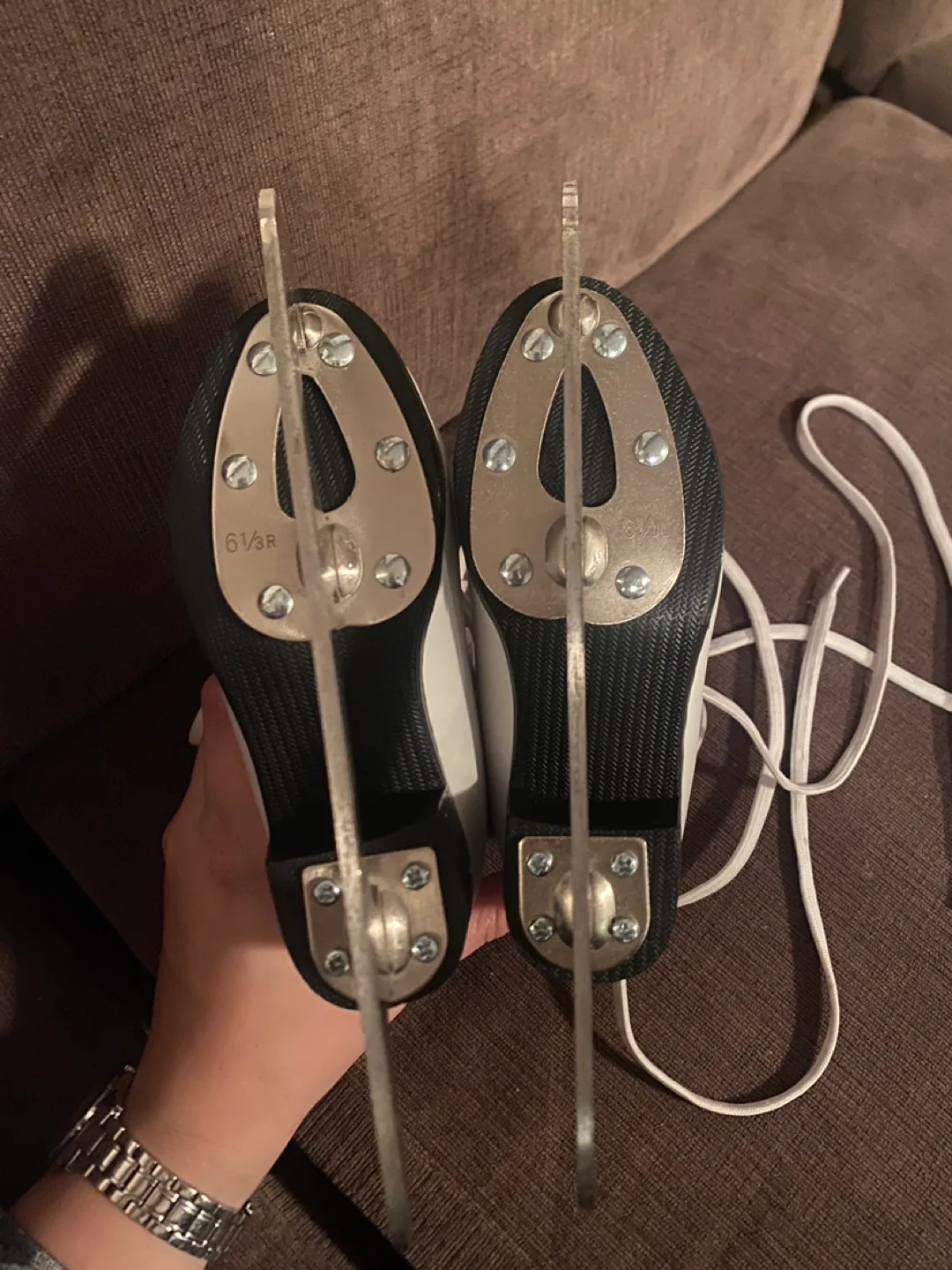 Fila Girls Figure Skates Size 9 Youth image indicator(4)