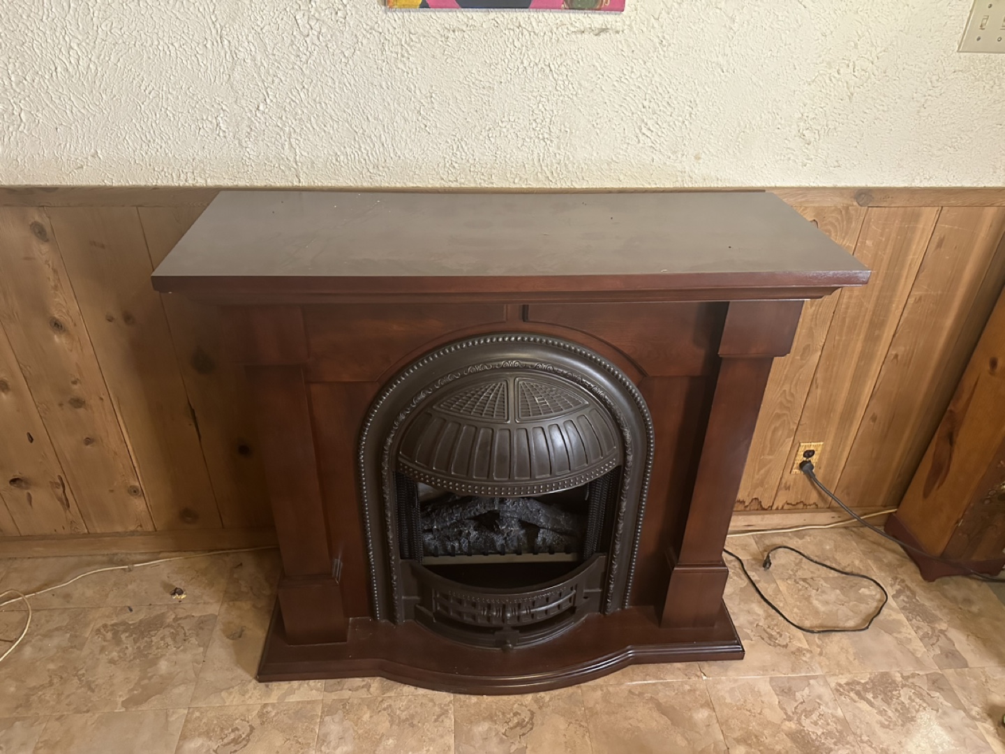 Electric Fireplace Mantel/heater
