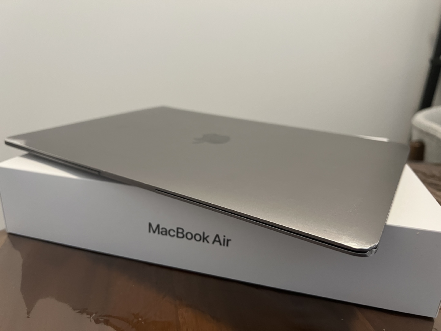 Used MacBook M1 Air 2020 - 8GB RAM / 256GB SSD - photo 4