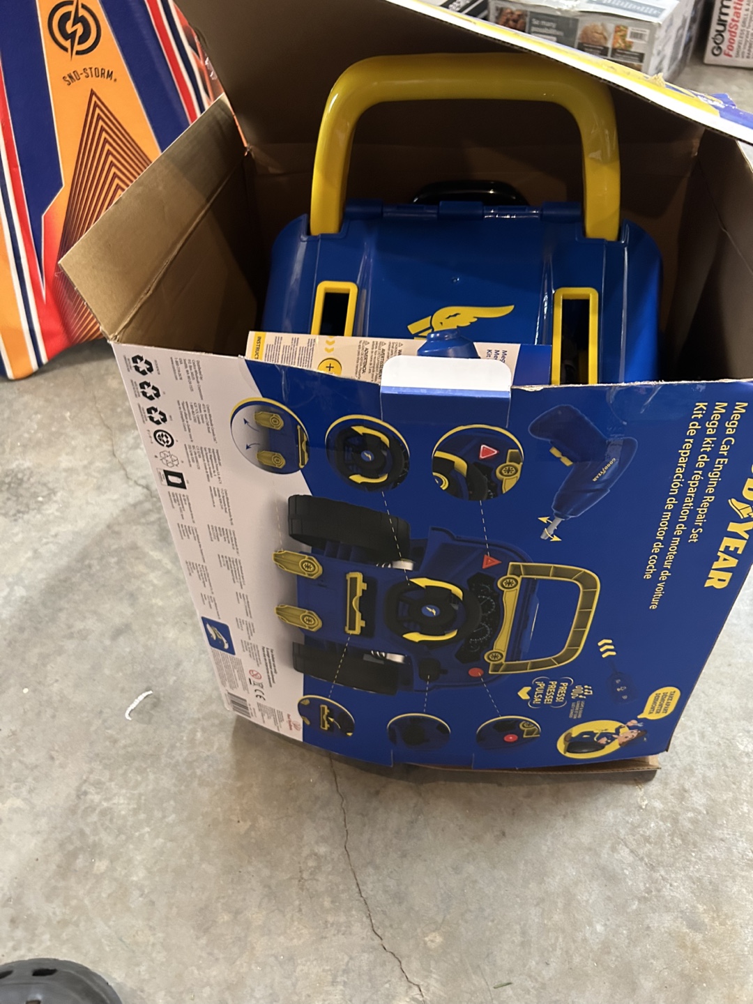 Goodyear Mega Car Engine Repair Set - photo 2
