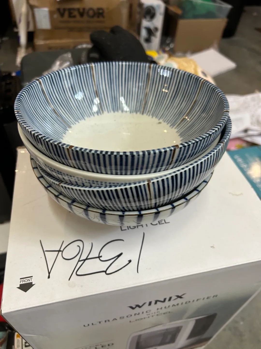 Set of 10 Small Bowls and 1 Large Bowl image indicator(2)