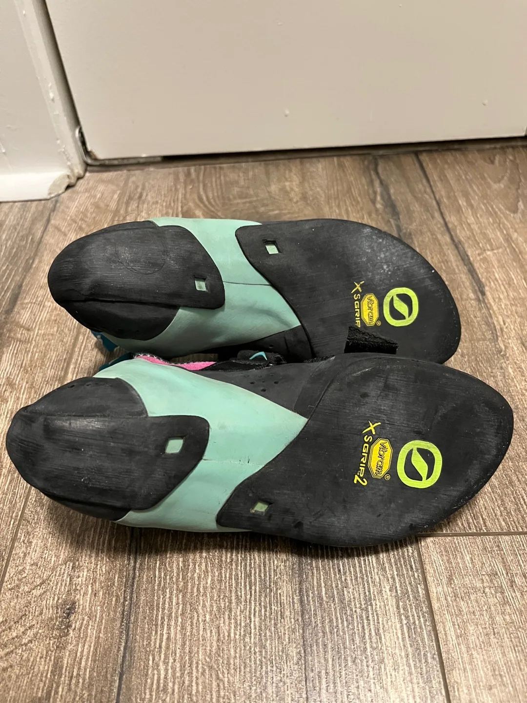 Like new! Scarpa Vapor V Climbing Shoes - Women's EU size 37 image indicator(4)