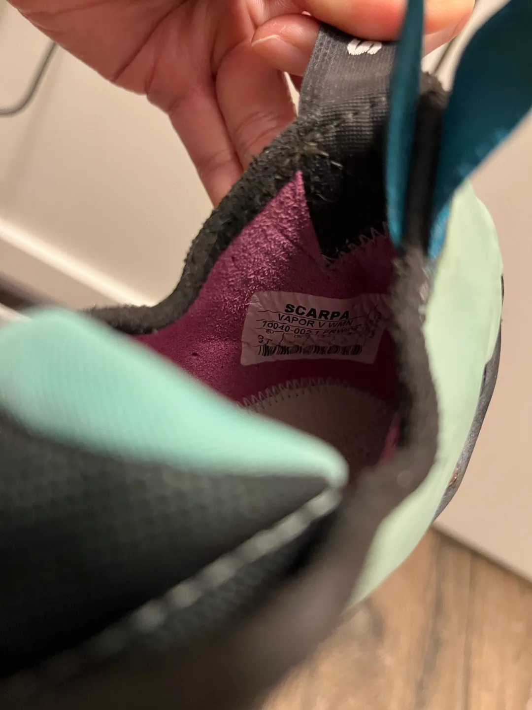 Like new! Scarpa Vapor V Climbing Shoes - Women's EU size 37 image indicator(5)