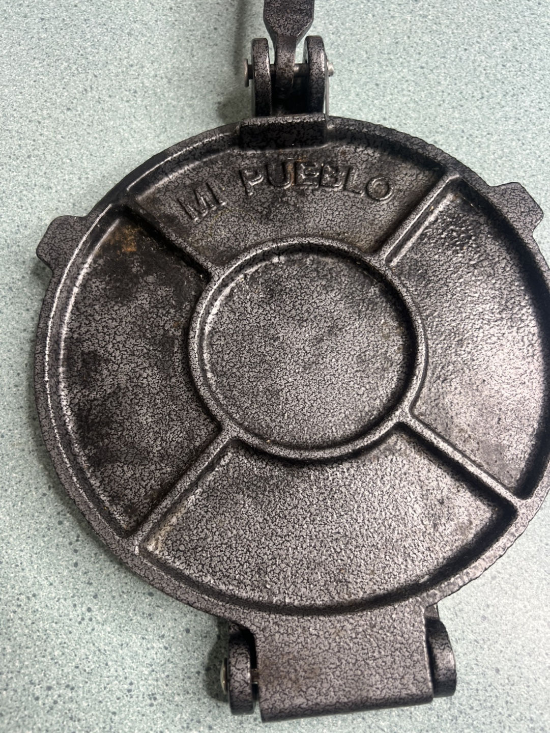 Mi Pueblo Cast Iron  7.5” Tortilla Press - photo 2