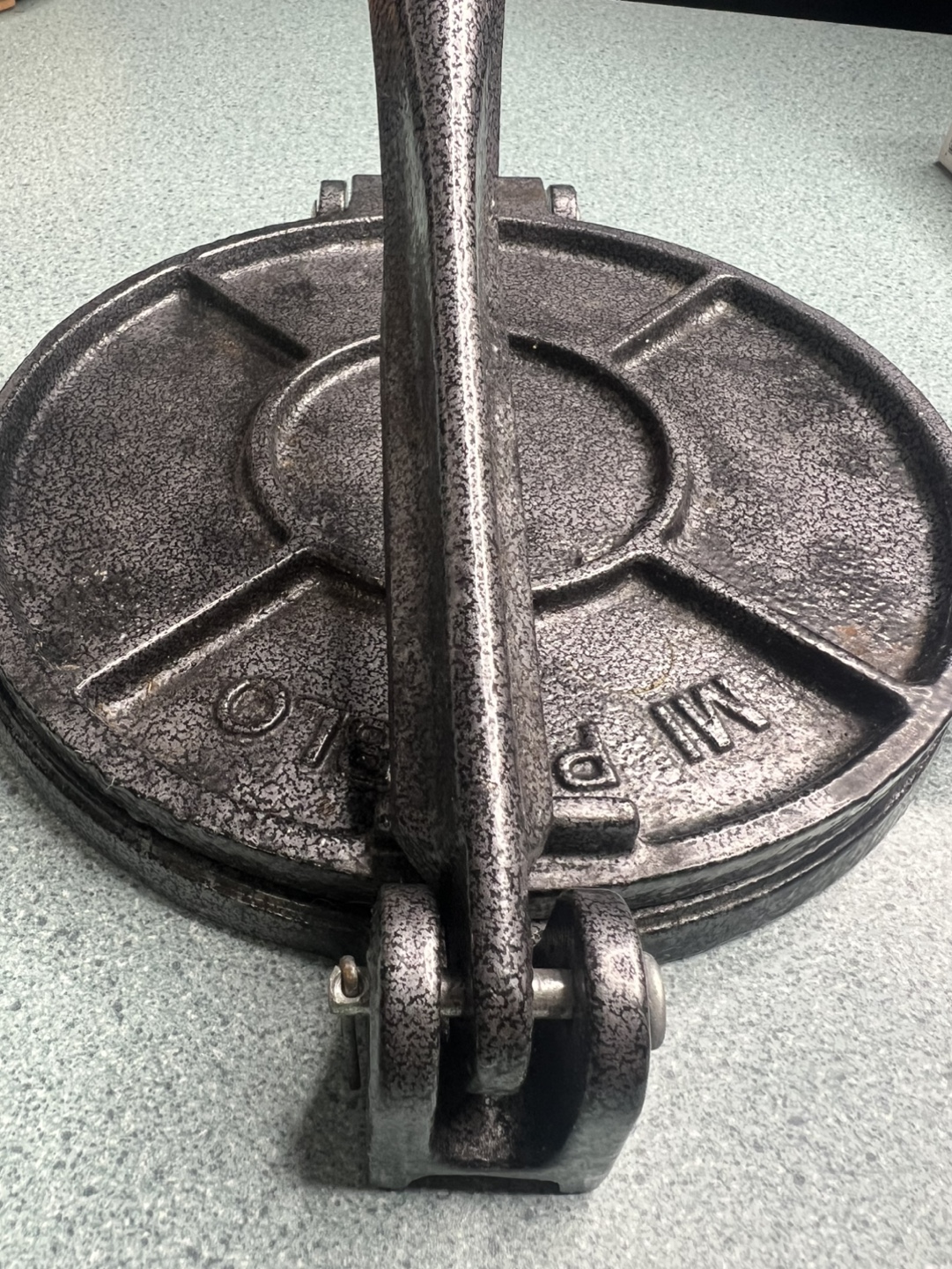 Mi Pueblo Cast Iron  7.5” Tortilla Press - photo 4