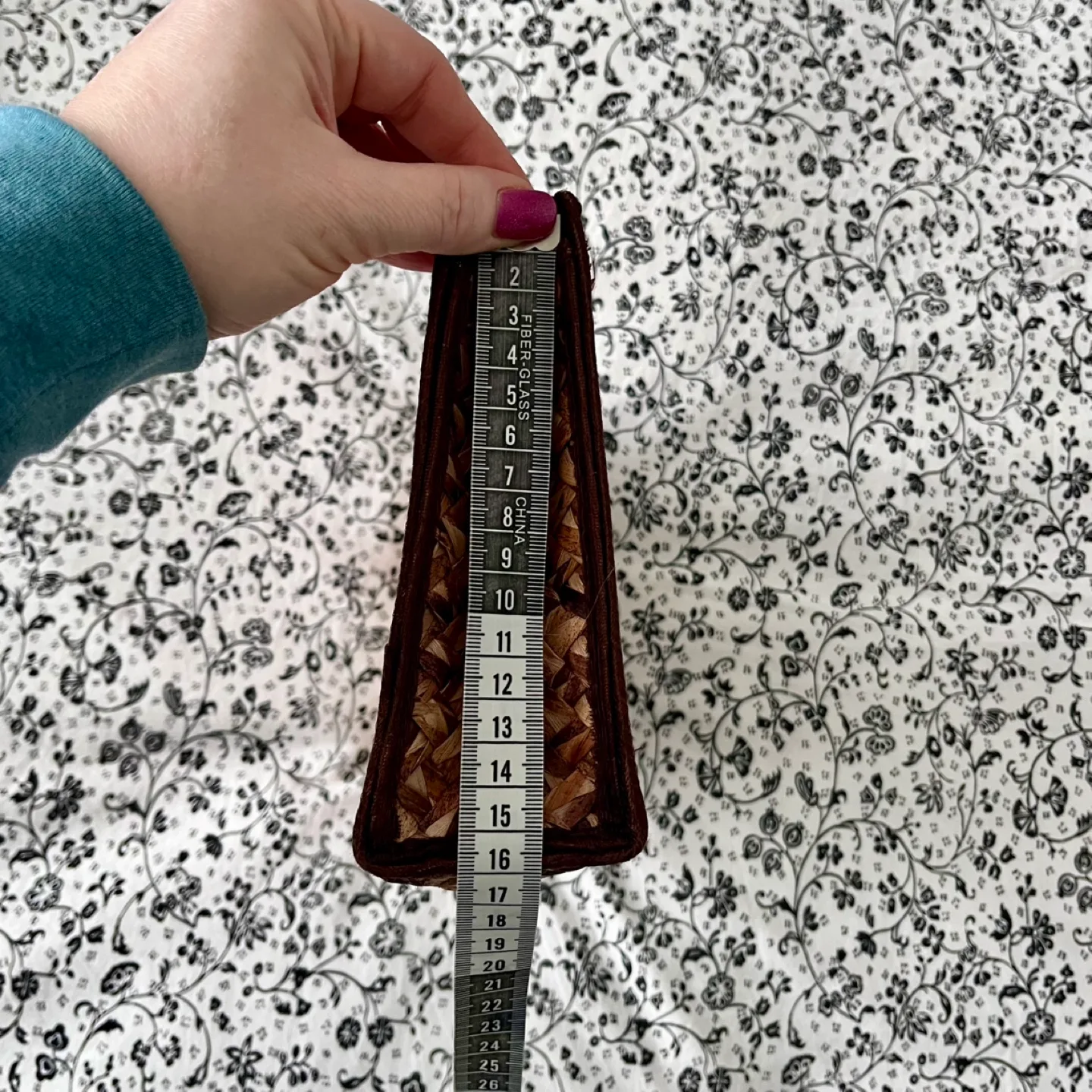 Tiki Straw Clutch Woven Zippered Handbag Purse image indicator(8)