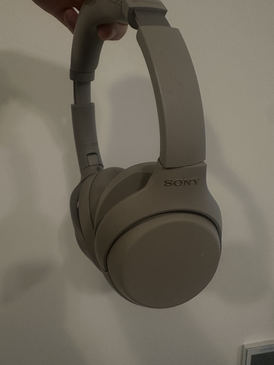Sony WH1000XM4 Wireless Noise-Cancelling Headphones - Silver