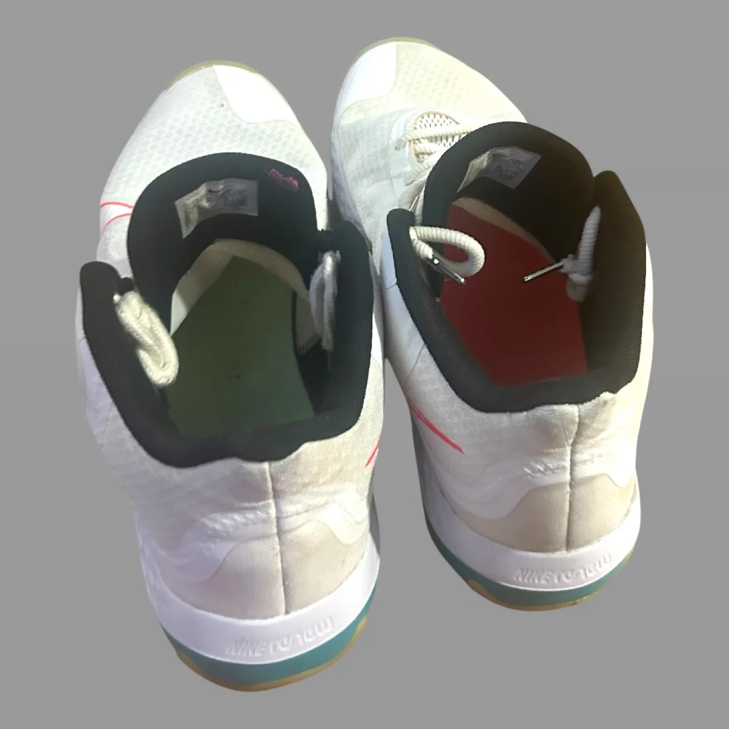 Nike Men's Basketball Shoes US Men’s 15 image indicator(5)