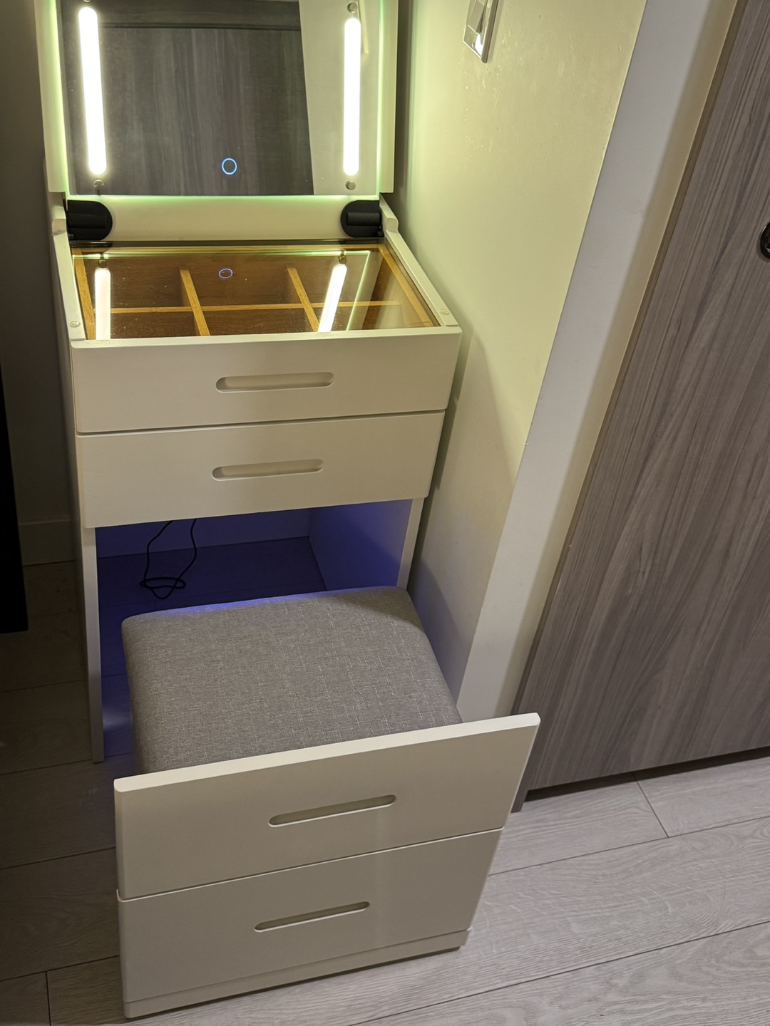 LED Vanity with Seat Mirror and Storage - photo 2