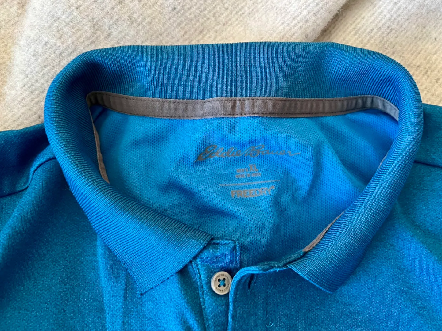 Eddie Bauer Men's Freeport Performance Polo Shirt True Blue image indicator(3)