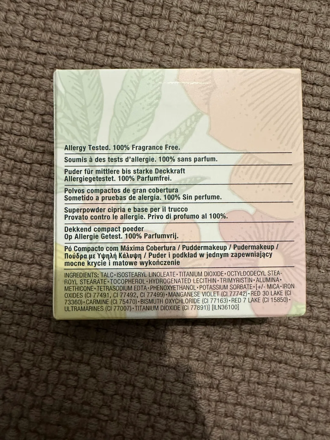 Clinique Superpowder Double Face Makeup - 02 Matte Beige image indicator(2)