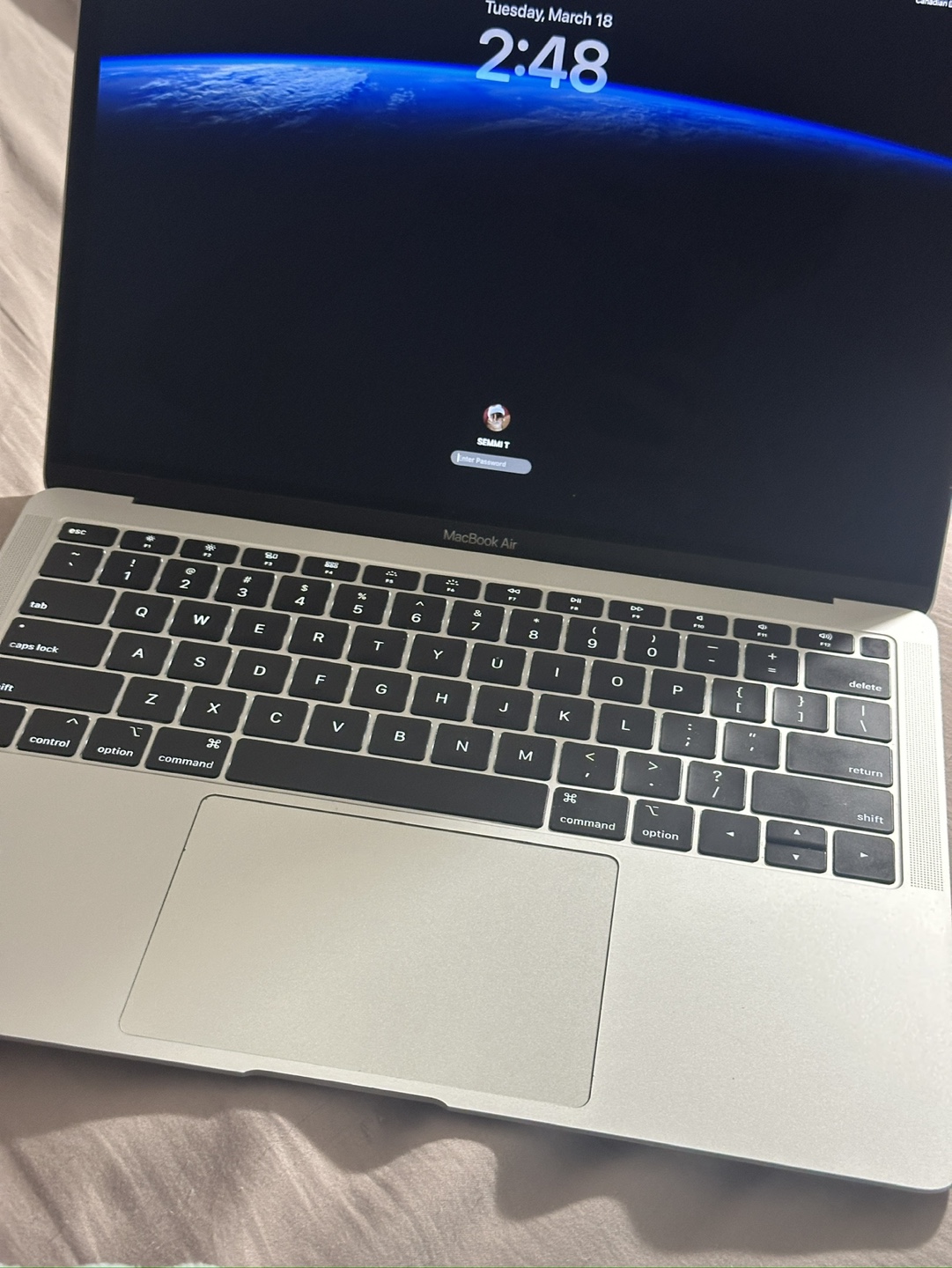Apple MacBook Air 2019 - photo 3