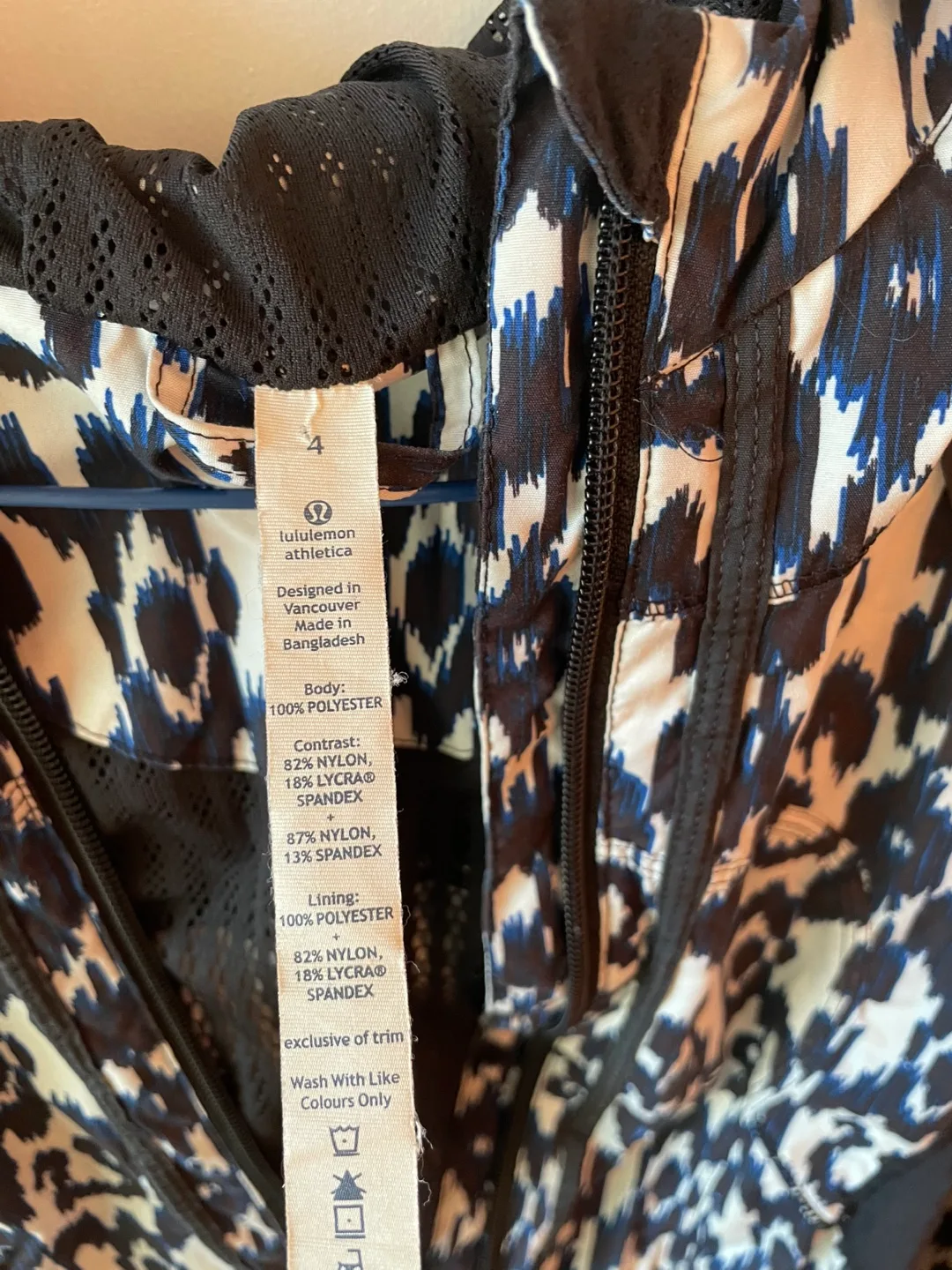 Lululemon Define Jacket Size 4 image indicator(3)