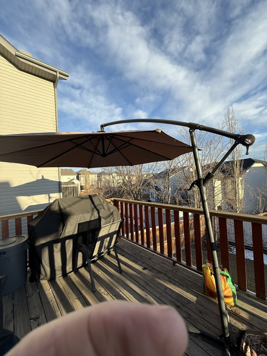 Patio Cantilever Umbrella and Cover
