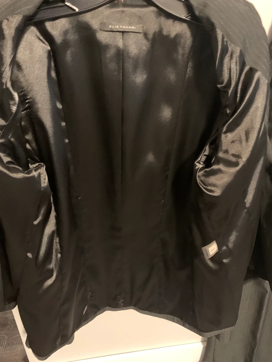 Elie Tahari Women's Pinstripe Suit Size 12 image indicator(6)