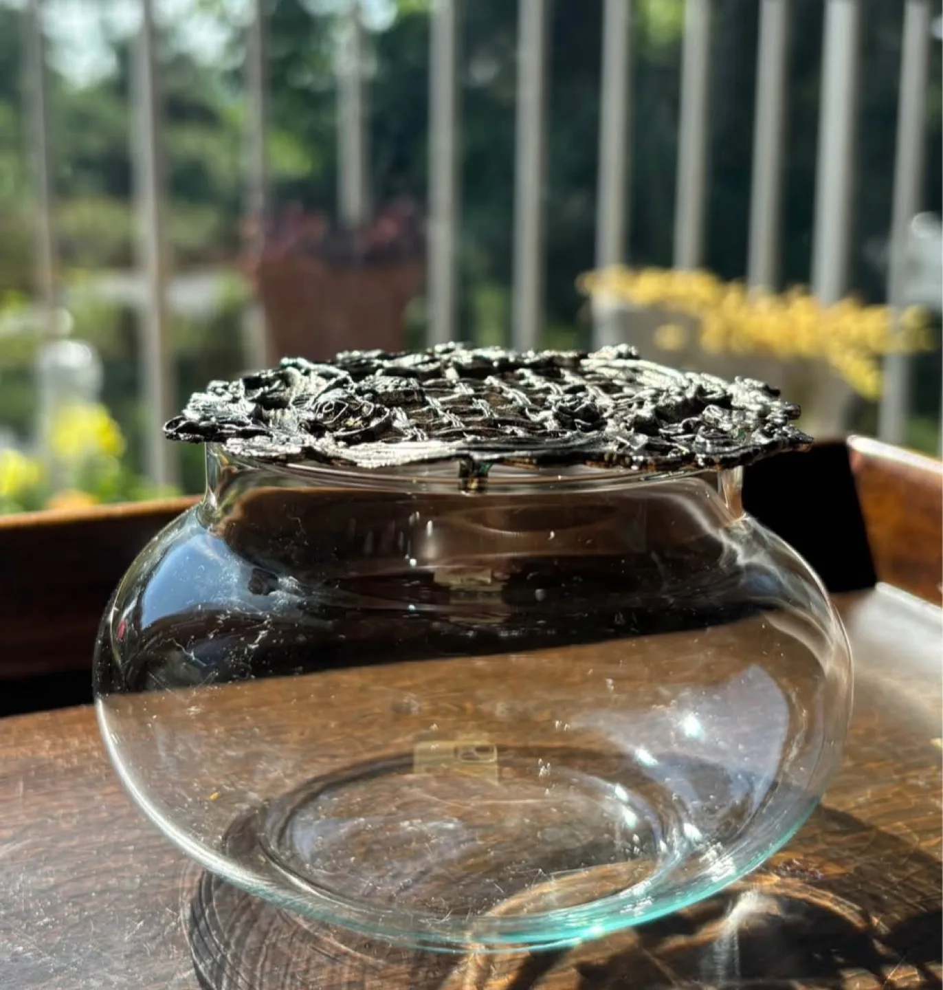 Retro Glass Trinket Jar Heart-Shaped Metal Lid image indicator(3)