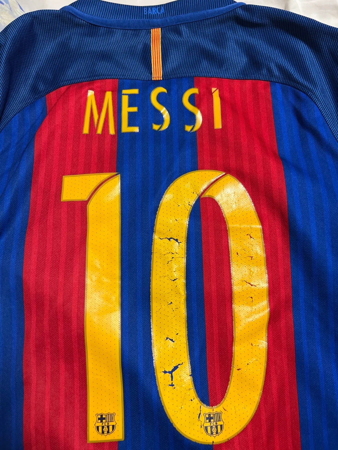FC Barcelona Messi #10 Jersey - Size M image indicator(3)