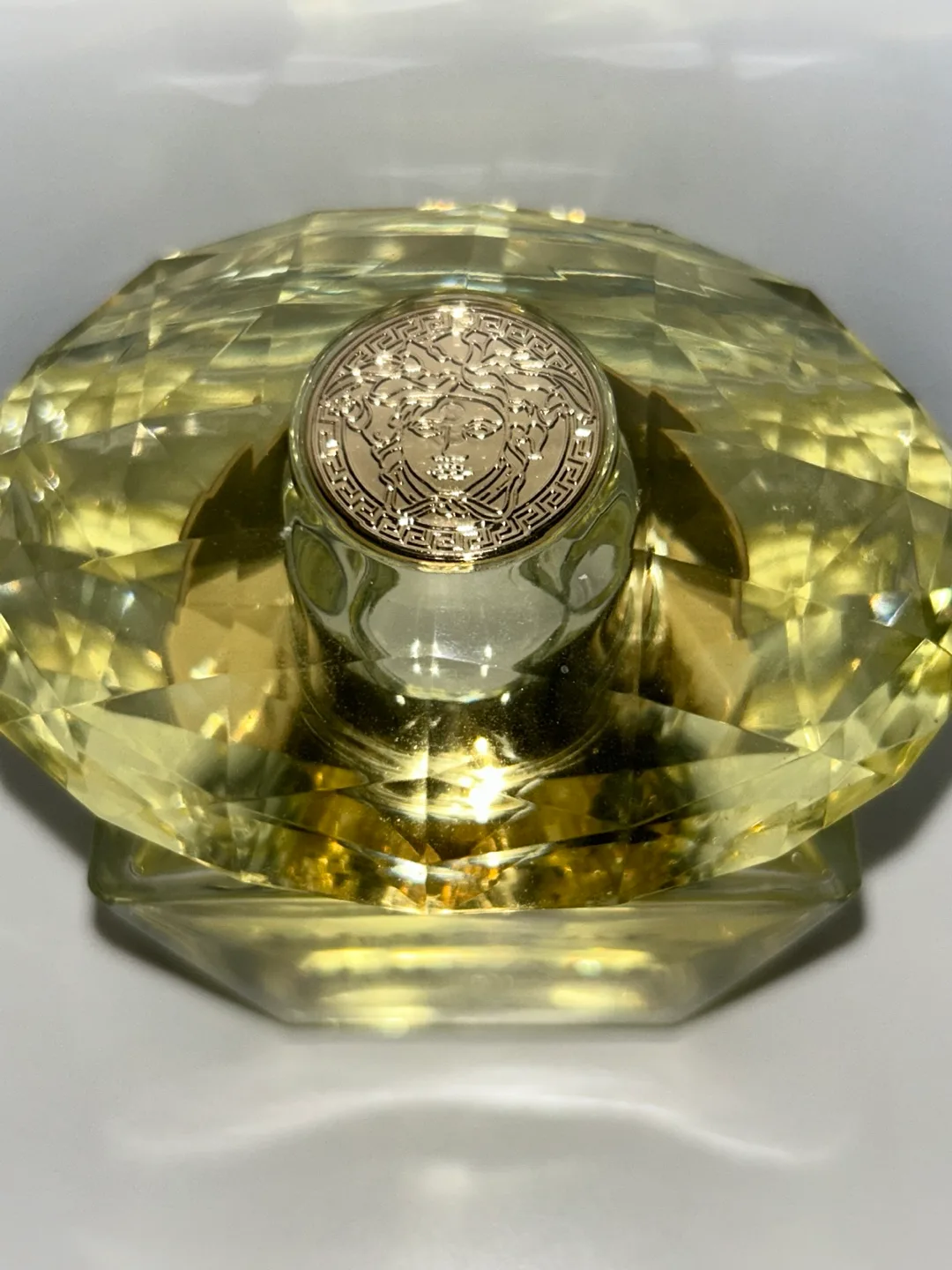 Versace Yellow Diamond EDT 90mL image indicator(2)