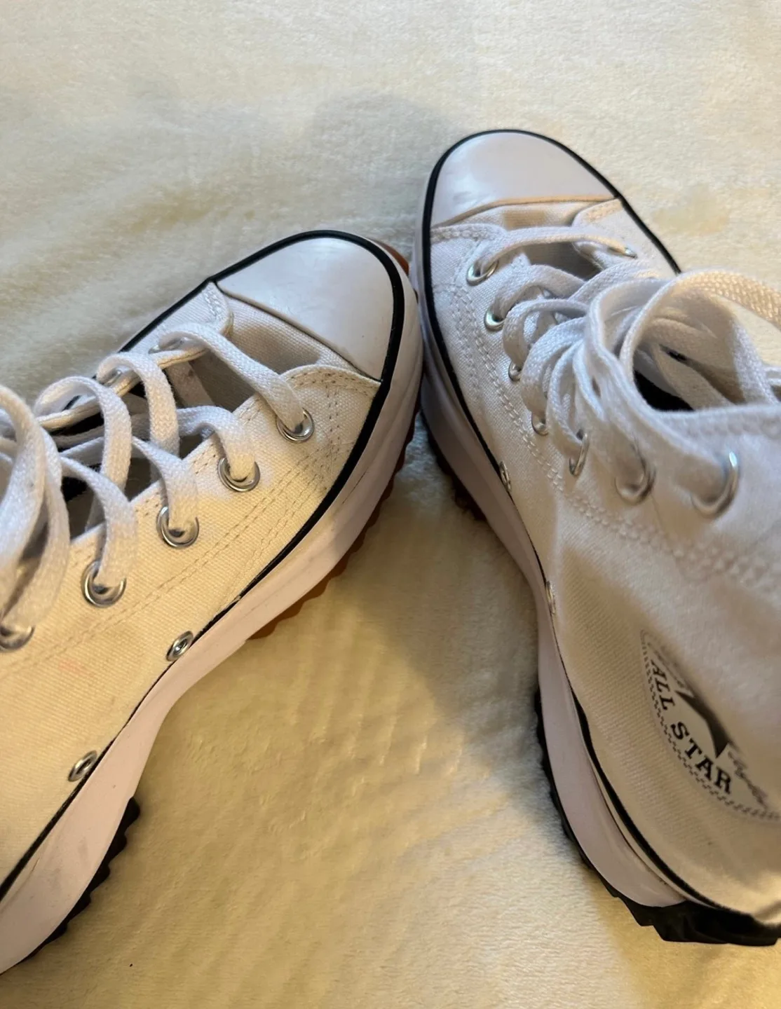 Converse Run Star Hike High Top Sneakers image indicator(2)