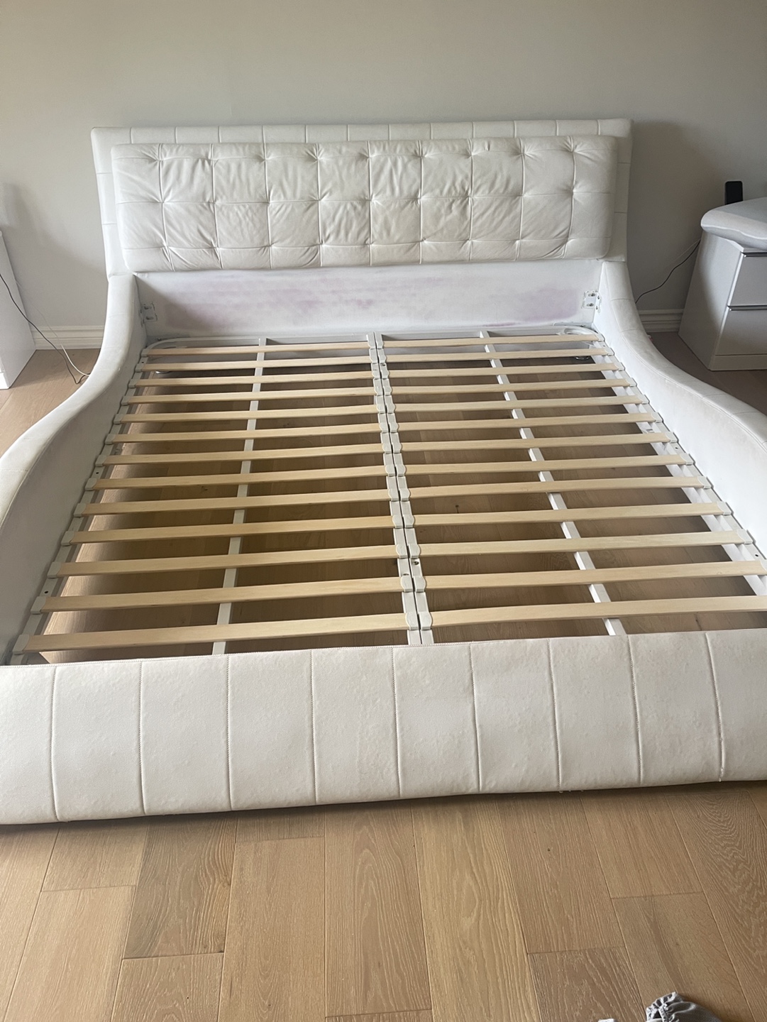 King Size White Leather Bed Frame - photo 5