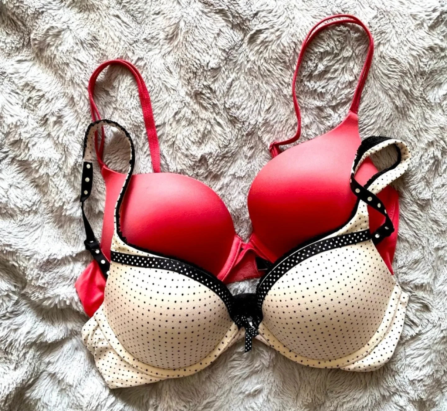 VS | Bras 32C thumbnail