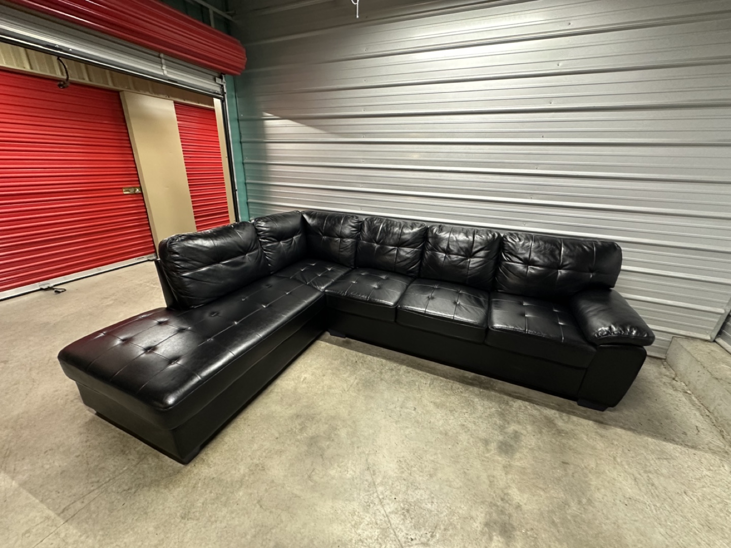 Luxury Leather Sectional Sofa (FREE DELIVERY) - photo 4