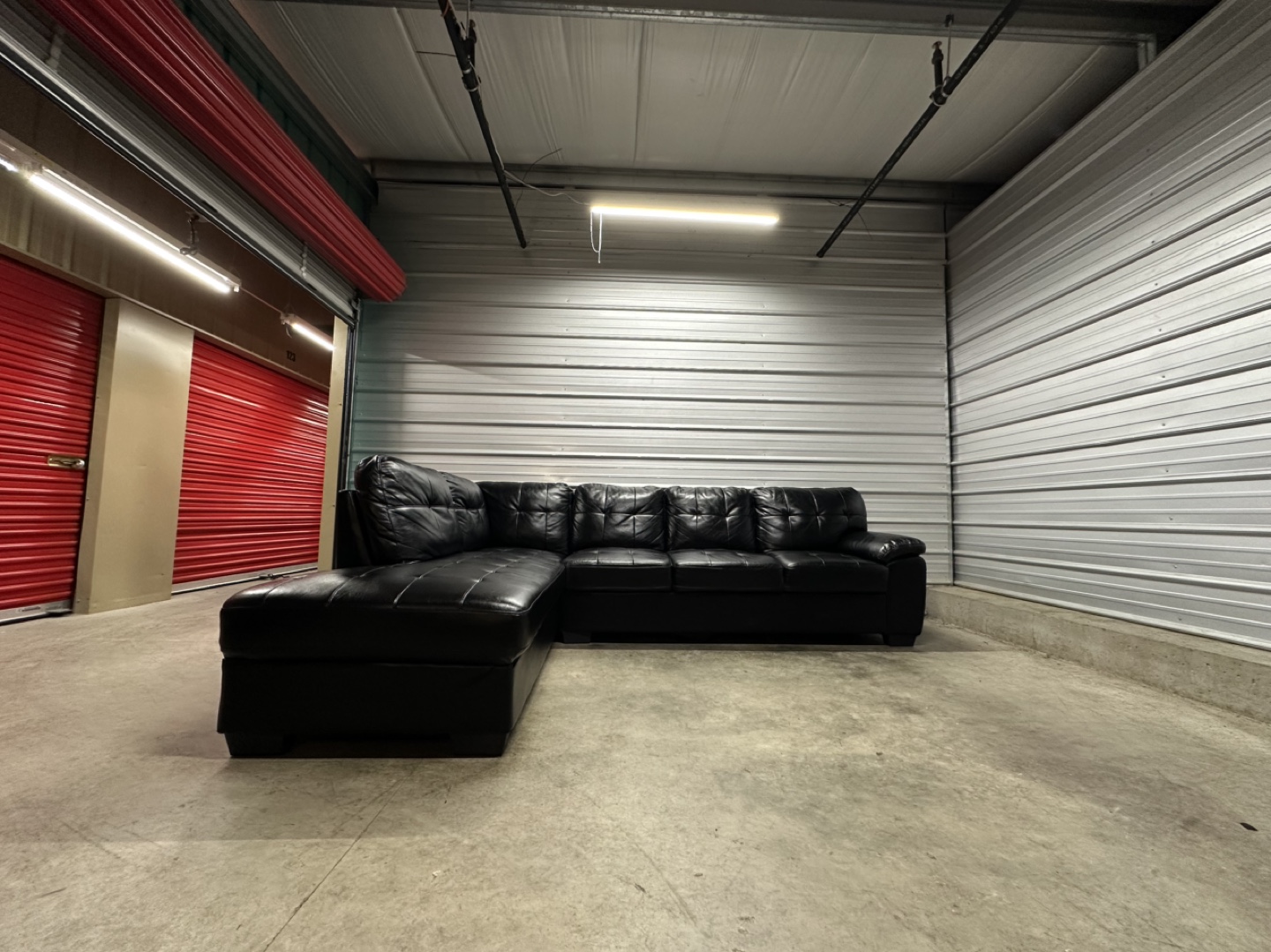 Luxury Leather Sectional Sofa (FREE DELIVERY)