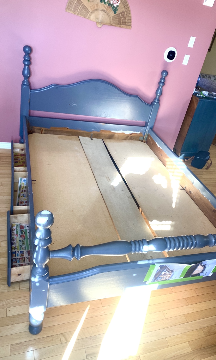 Solid Wood Queen Bed with 6 Drawers (CAN DELIVER) - photo 3