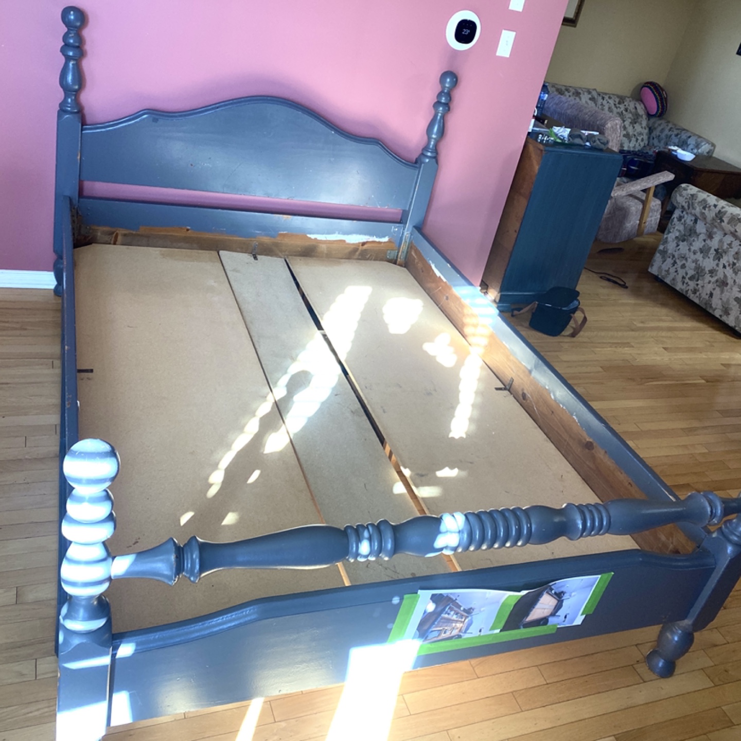 Solid Wood Queen Bed with 6 Drawers (CAN DELIVER)
