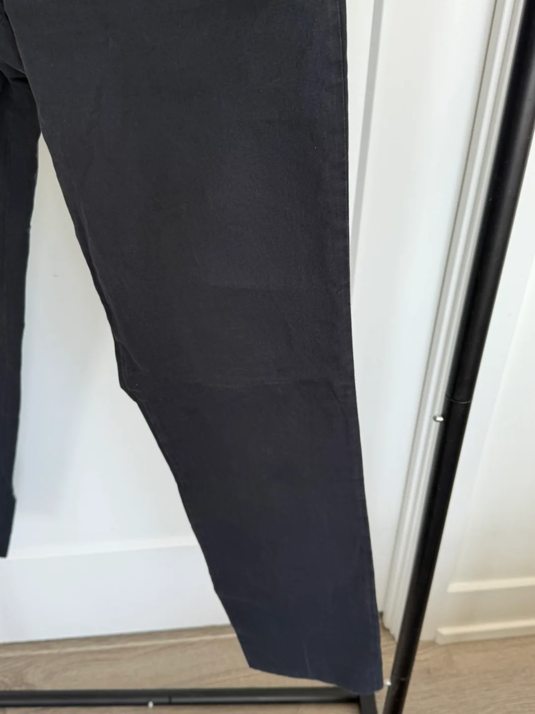 BURBERRY Men’s Pants Dark/Blue image indicator(3)