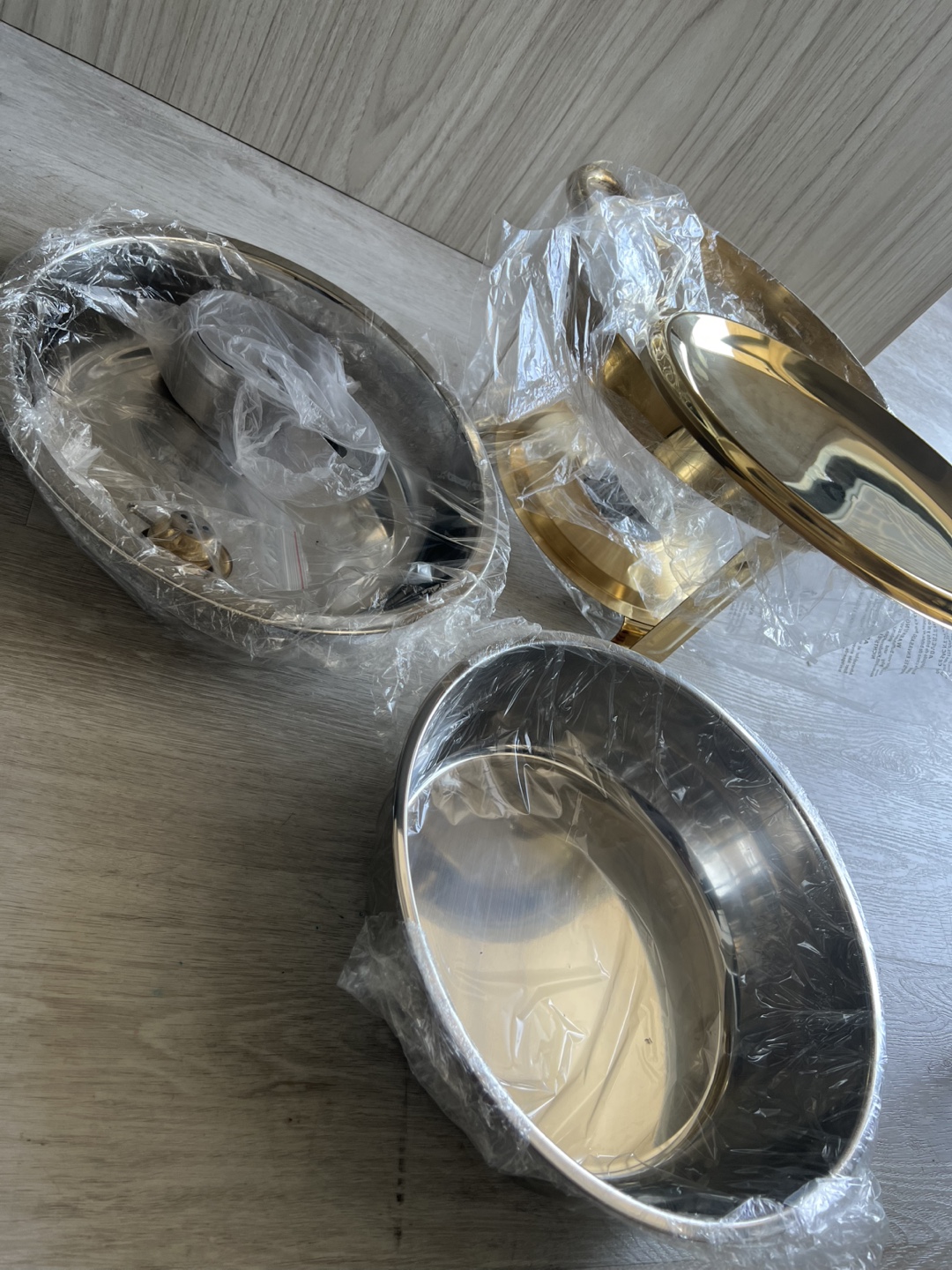 Gold and Stainless Steel Chafing Dish - photo 4