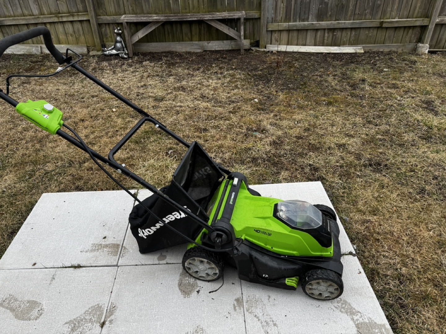 Greenworks 17- inch 40V Cordless Lawn Mower